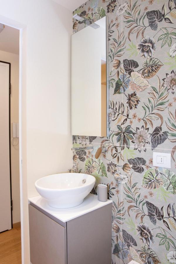 Botero Luxury Apartment Vicino Arco Della Pace Milan Exterior photo